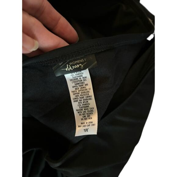 Old Navy New Womens Plus 3X Chic Classic Timeless Criss Cross One Piece Swimsuit - Picture 4 of 6